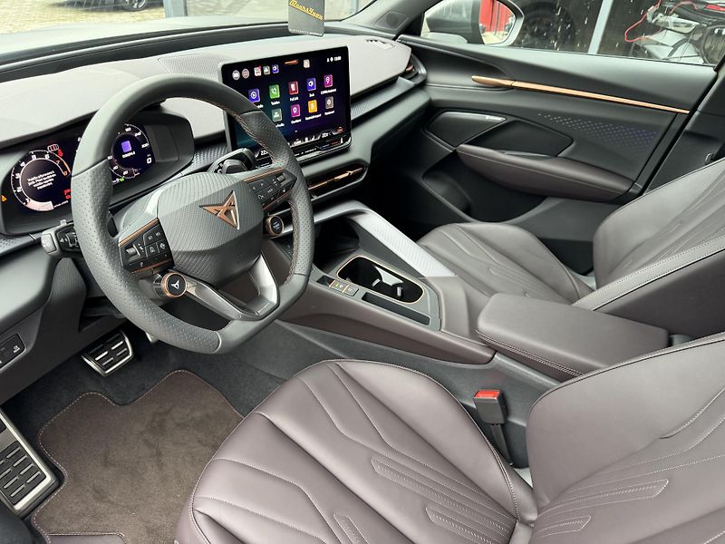 Cupra Terramar (2026) 2.0TSI 150kW 4WD R20 NT DCC CZ - fotka 35 z 50