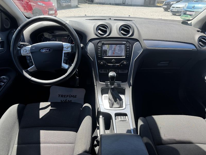 Ford Mondeo (2012) 2.0(203PS)AUTOMAT,PĚKNÉ - fotka 24 z 53