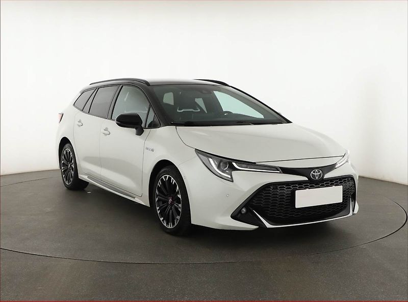 Toyota Corolla (2021) GR Sport 2.0 Hybrid - fotografie inzerátu