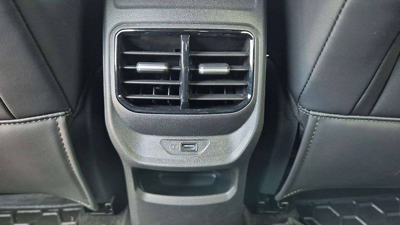 MG MG3 HEV EXCLUSIVE 1.5 AT3 (143kw/1 - fotka 31 z 35