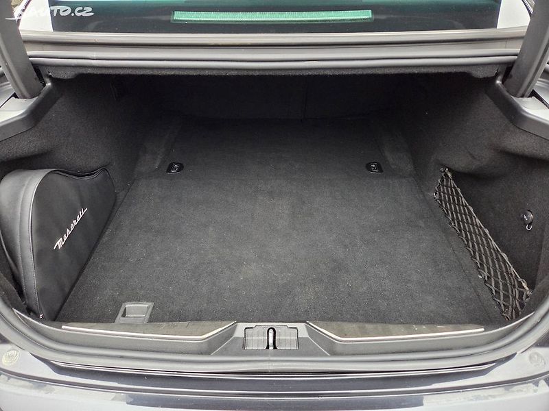 Maserati Quattroporte (2016) S Q4 3.0i V6 2.maj Nové ČR - fotka 48 z 50