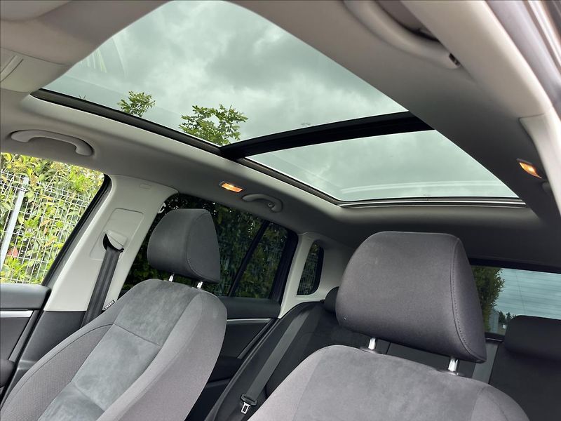 Volkswagen Tiguan 2,0 TDi ROZVODY KLIMA 2xKOLA - fotka 47 z 48