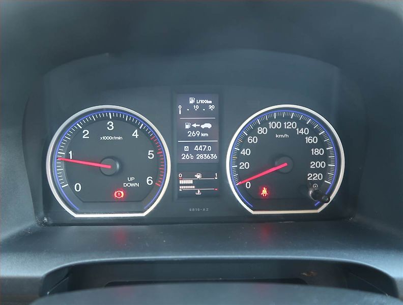 Honda CR-V (2012) 2.2 i-DTEC, 4X4, Xenony - fotka 11 z 13