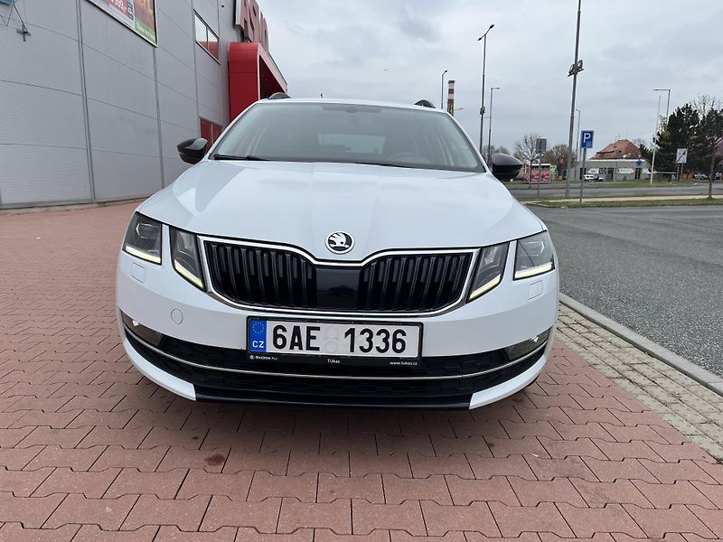 Škoda Octavia 1.6 TDi DSG Style 85 kW - fotka 30 z 34