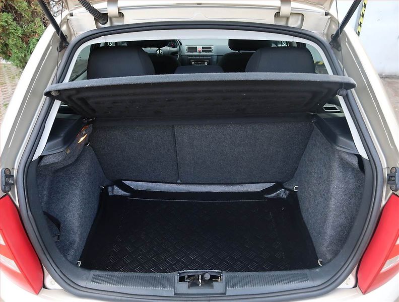 Škoda Yeti (2015) Ambition Plus 2.0 TDI - fotka 13 z 18