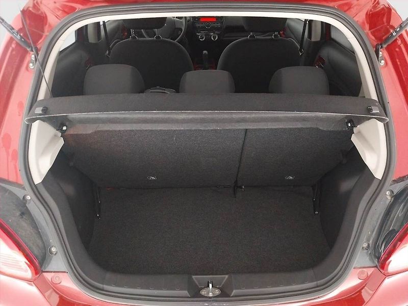 Mitsubishi Space Star (2015) 1.2 MIVEC, Vyhř. sedaček - fotka 14 z 16