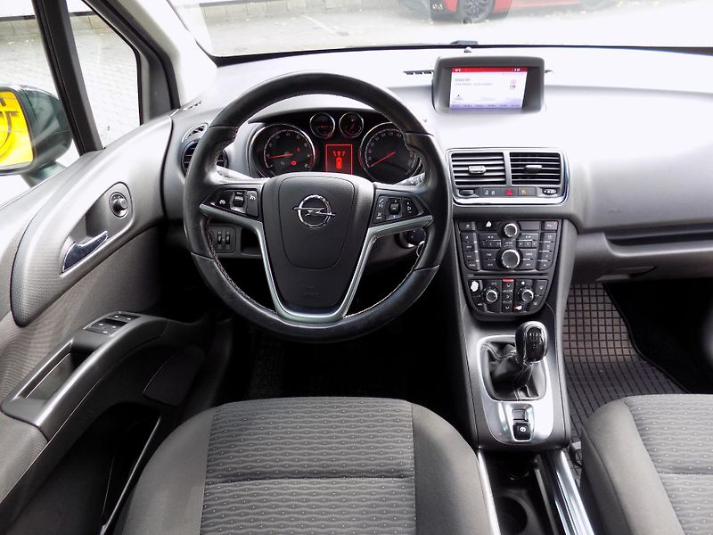 Opel Meriva (2016) 1.4 Turbo LPG - fotka 11 z 13