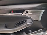 Mazda 3 (2026) 2.5 G 140k 6AT FWD Exclusive-L - náhled 10