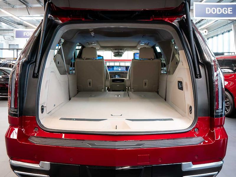 Cadillac Escalade (2026) 6.2 Premium Lux Platinum 2026 - fotka 7 z 50