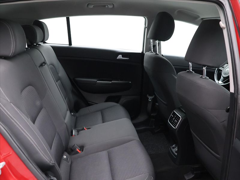 Kia Sportage 2,0 CRDI 136kW Aut. 4x4 Deluxe - fotka 12 z 28