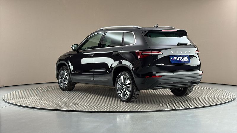 Škoda Karoq 1.5 TSI DSG Drive - fotka 2 z 26