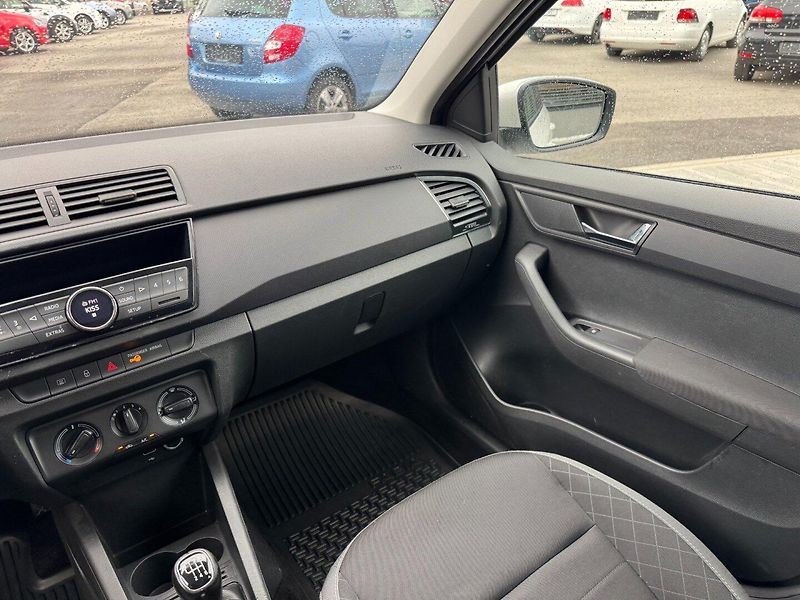Škoda Fabia (2020) Ambition 1.0 TSI 81kW - fotka 15 z 29
