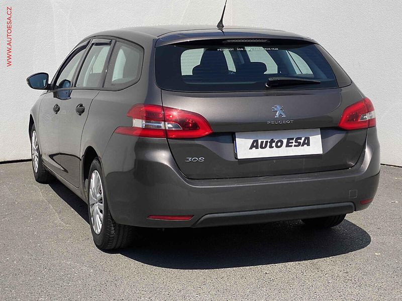Peugeot 308 (2015) 1.2 PT, ČR, Access - fotka 6 z 17