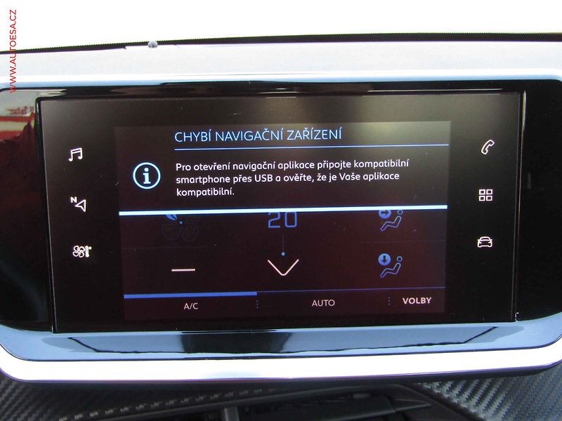 Peugeot 2008 (2020) 1.2 PT, 1.maj,ČR, Allure, AT - fotka 19 z 23