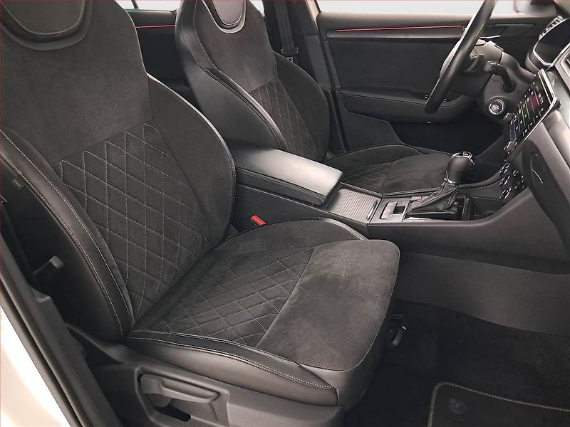 Škoda Superb (2020) Sportline 1.5 TSI - fotka 9 z 24