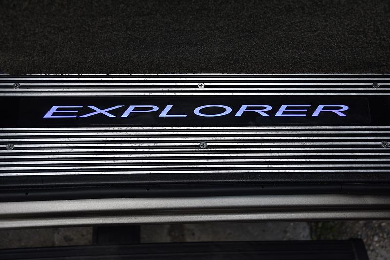 Chevrolet Express EXPLORER LIMITED SE 6.6 V8,DPH - fotka 38 z 55