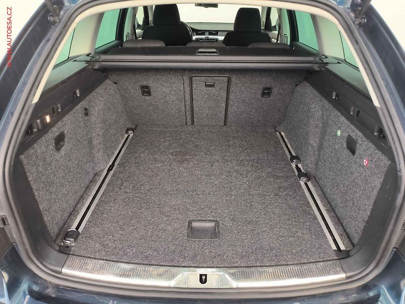 Škoda Superb (2015) 2.0 TDi, Bixenon, park.čidla - fotka 7 z 19