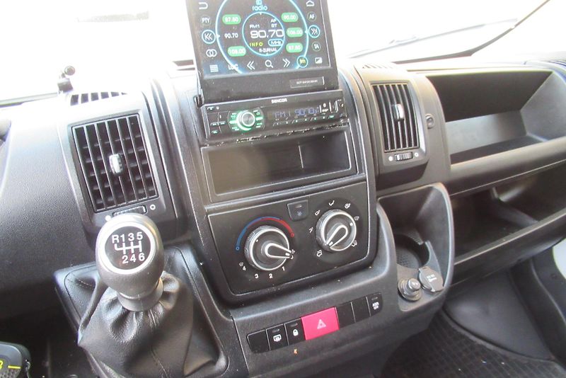 Fiat Ducato MAXI 2.3 JTD KLIMA TAŽNÉ - fotka 14 z 22