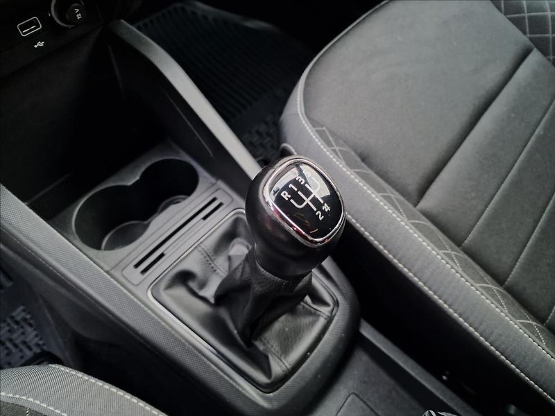 Škoda Fabia 1.0 TSI 70kW Combi Tour,1.Maj - fotka 31 z 47