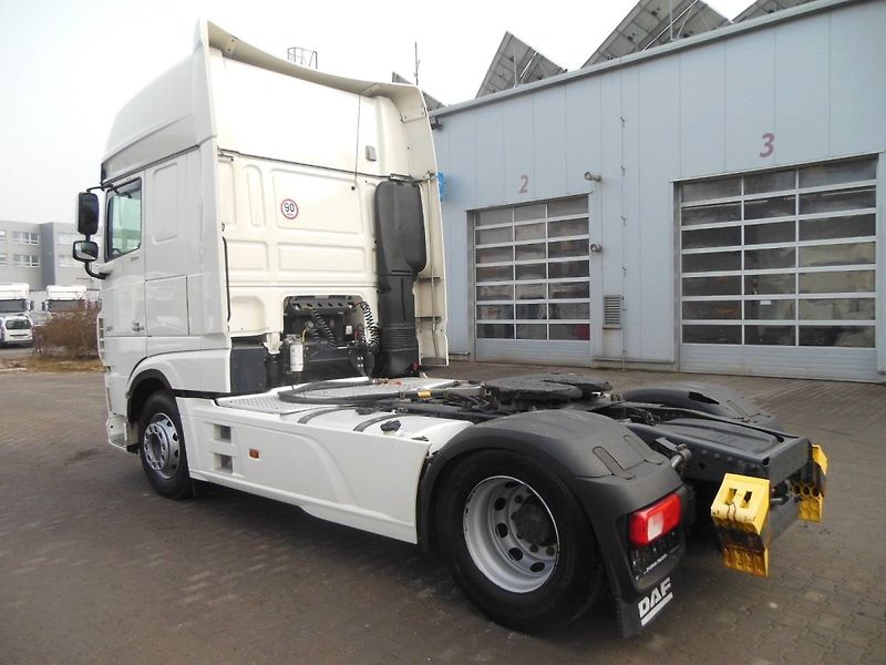 DAF XF 106.530 SSC, Hydraulika - fotka 4 z 22