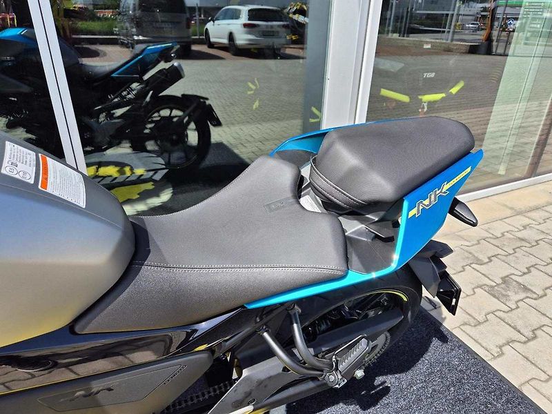 CFMOTO (2026) 125 NK - fotka 15 z 39