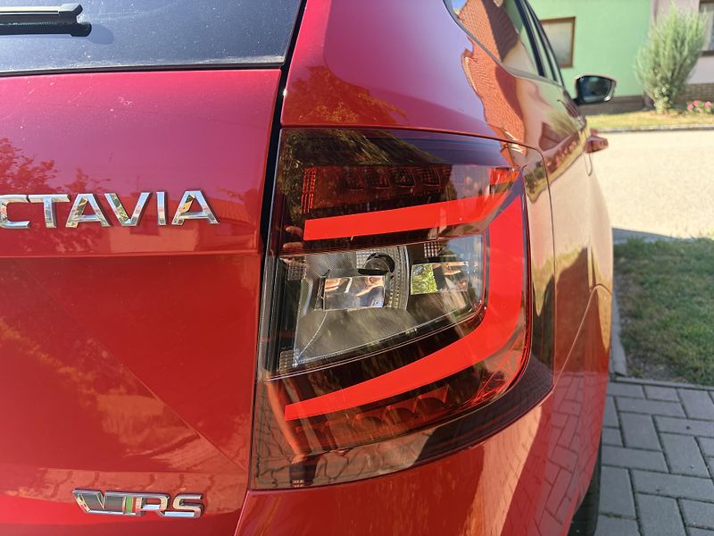 Škoda Octavia RS 2.0TDI DSG 4x4  - fotka 6 z 56