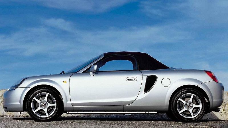 Toyota MR2 (W30).