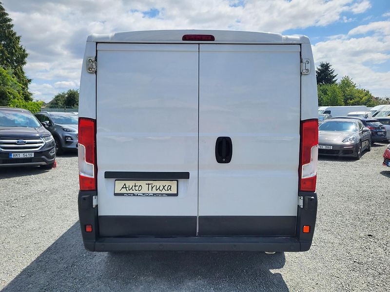 Peugeot Boxer FURGON L1H1 2.2 BlueHDi 120k - fotka 30 z 42