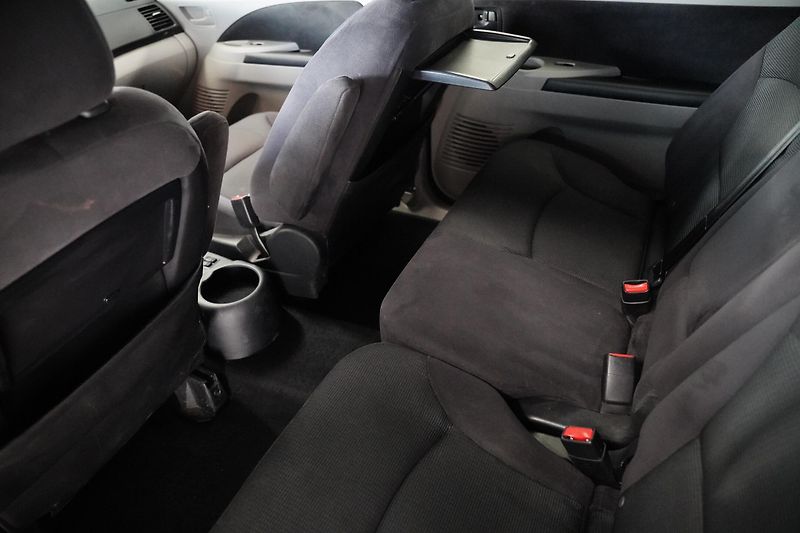 Mitsubishi Grandis - fotka 18 z 21