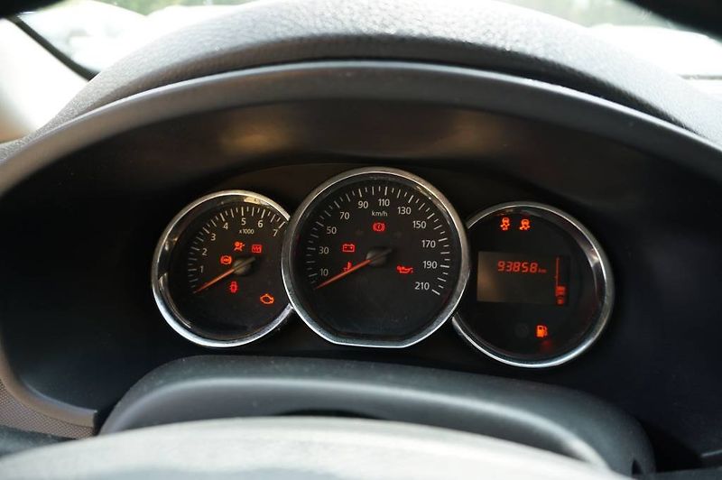 Dacia Logan (2014) 1,2 1,Majitel  nové v ČR - fotka 7 z 27