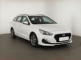 Hyundai i30 (2018) 1.6 CRDi, Navi, Tempomat - náhled 1