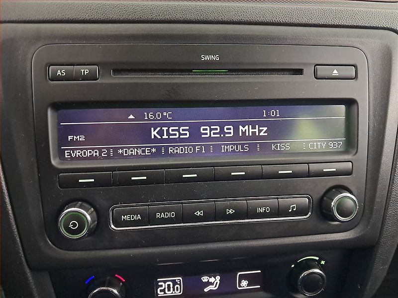 Škoda Rapid (2013) Ambition 1.2 TSI, Serv.kniha - fotka 13 z 17