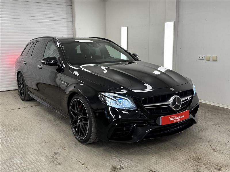 Mercedes-Benz Třídy E 4,0 Mercedes-AMG E 63S 4MATIC+ - fotografie inzerátu