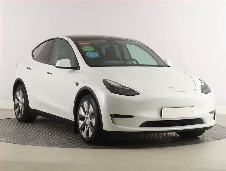 Tesla Model Y (2022) Long Range AWD 79kWh, SoH 89% - fotka 1 z 33