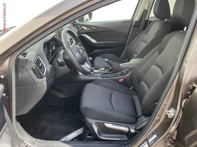 Mazda 3 (2015) 2.0 i, Sport, bixen, navi, - fotka 9 z 21