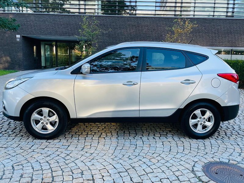 Hyundai ix35 2.0i MANUÁL VÝHŘEV SERVISKA - fotka 17 z 45