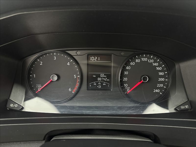 Volkswagen Transporter 2,0 2XCHLAĎÁK DPH NZ.TOP ČR - fotka 11 z 33