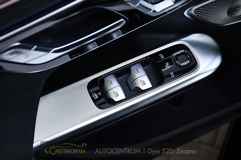 Mercedes-Benz EQE 350 AMG 4MATIC PANORAMA  - fotka 23 z 55