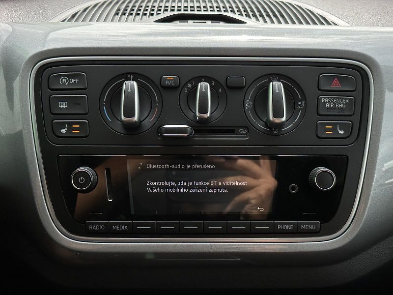 Škoda Citigo 1.0MPi Automat 55kW KLIMA AC L - fotka 23 z 35