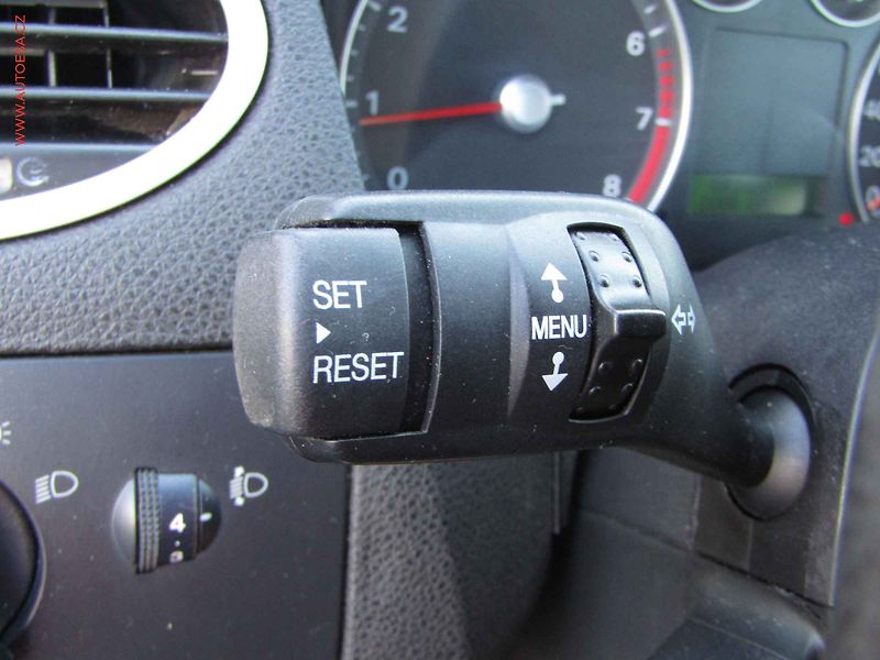 Ford Focus (2007) 1.6i, AC - fotka 12 z 14
