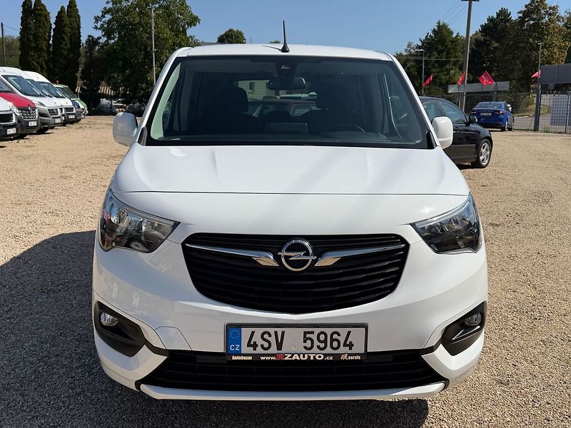 Opel Combo 1.2TURBO 81KW*TOP VÝBAVA- ZADA - fotka 11 z 33