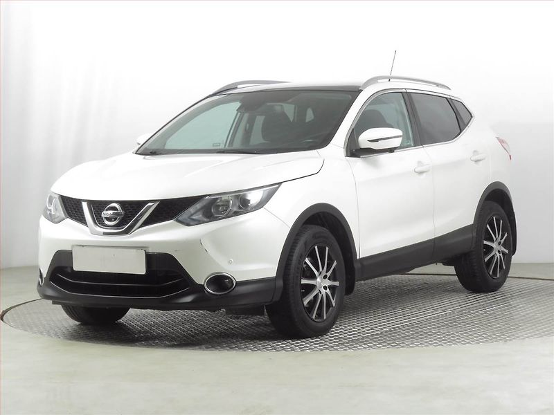 Nissan Qashqai (2016) 1.2 DIG-T, Serv.kniha, Navi - fotka 2 z 19