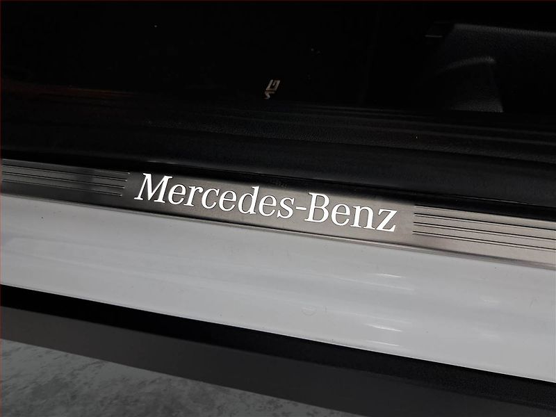 Mercedes-Benz GLB (2020) 250 - fotka 22 z 24
