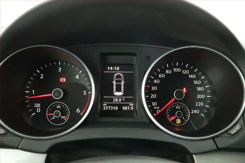 Volkswagen Golf (2013) 1.6 TDI, nová STK, v provozu - fotka 8 z 14
