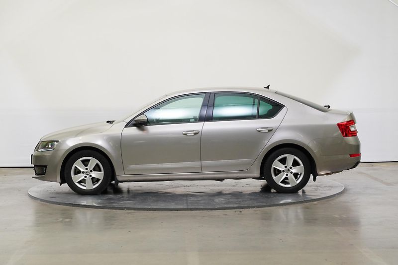 Škoda Octavia - fotka 3 z 26