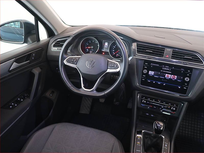Volkswagen Tiguan (2022) 1.5 TSI - fotka 7 z 17