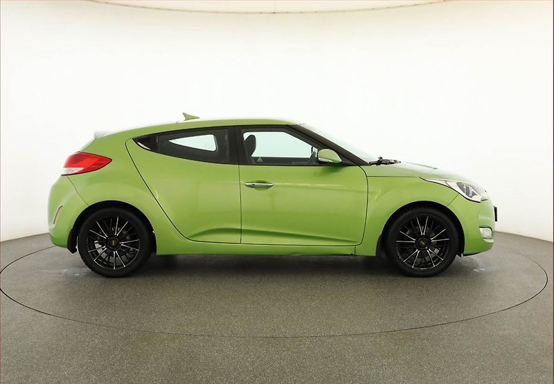 Hyundai Veloster (2012) 1.6 GDI, Tempomat - fotka 6 z 15