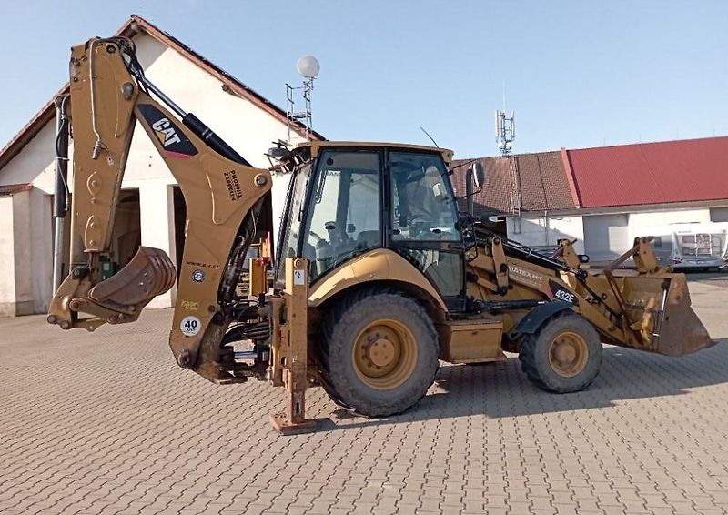 Caterpillar (2010) 432E - fotka 7 z 14