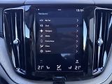 Volvo XC60 FWD B5/vzduch/4*klima/PANO/  - náhled 38
