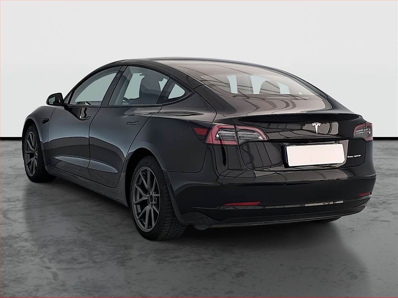 Tesla Model 3 (2021) Long Range 4WD 82kWh, SoH 87% - fotka 4 z 21